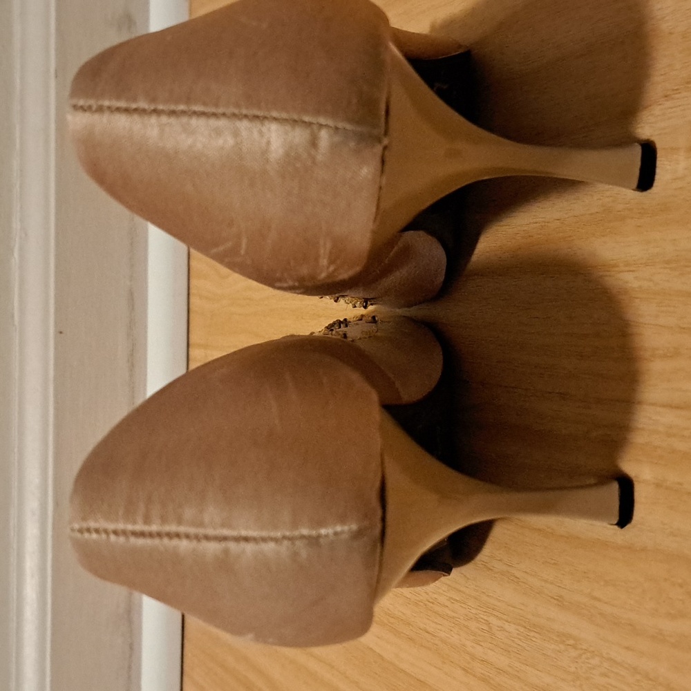 Gold occasion pumps - Picture 3 of 8